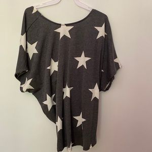 Star print, twist back jersey top